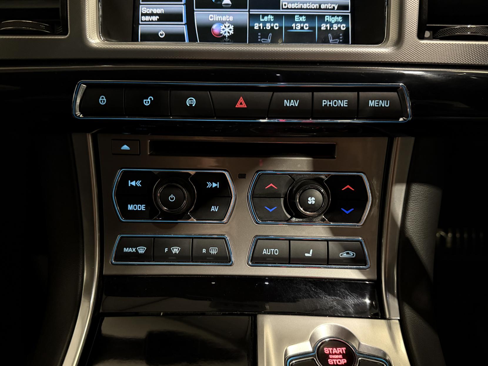 Jaguar XF 3.0d V6 R-Sport Black Saloon 4dr Diesel Auto Euro 5 (s/s) (240 ps)