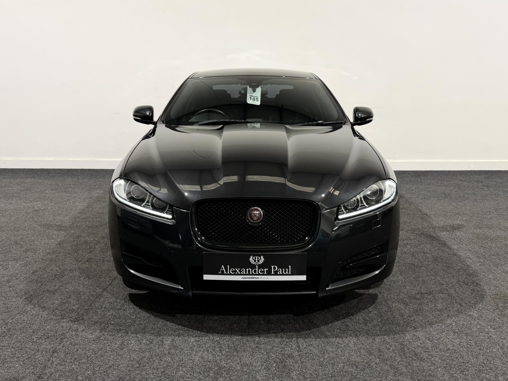 Jaguar XF 3.0d V6 R-Sport Black Saloon 4dr Diesel Auto Euro 5 (s/s) (240 ps)