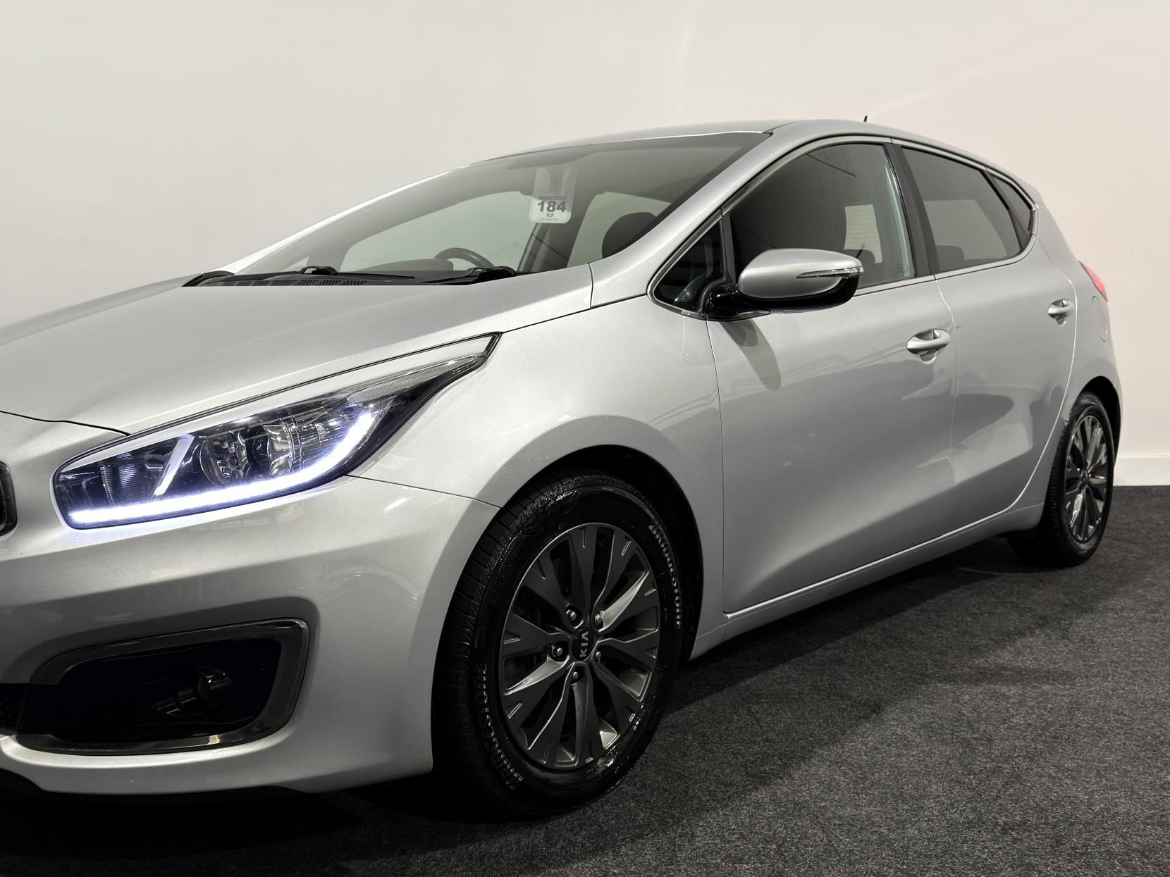 Kia Ceed 1.6 CRDi 3 Hatchback 5dr Diesel Manual Euro 6 (s/s) (134 bhp)