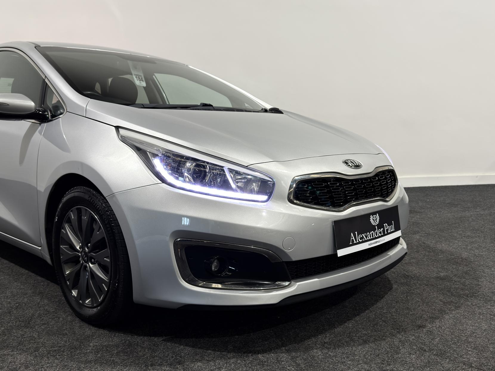 Kia Ceed 1.6 CRDi 3 Hatchback 5dr Diesel Manual Euro 6 (s/s) (134 bhp)