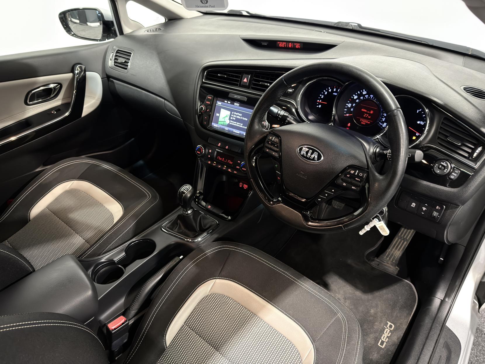 Kia Ceed 1.6 CRDi 3 Hatchback 5dr Diesel Manual Euro 6 (s/s) (134 bhp)
