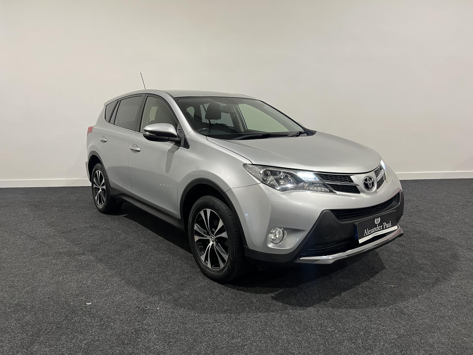 Toyota RAV4 2.0 D-4D Icon SUV 5dr Diesel Manual 4WD Euro 5 (s/s) (124 ps)