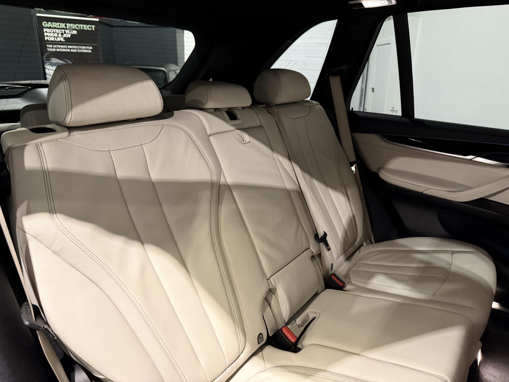 BMW X5 3.0 30d SE SUV 5dr Diesel Auto xDrive Euro 6 (s/s) (258 ps)