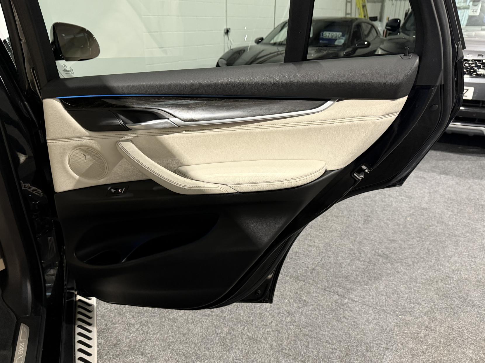 BMW X5 3.0 30d SE SUV 5dr Diesel Auto xDrive Euro 6 (s/s) (258 ps)