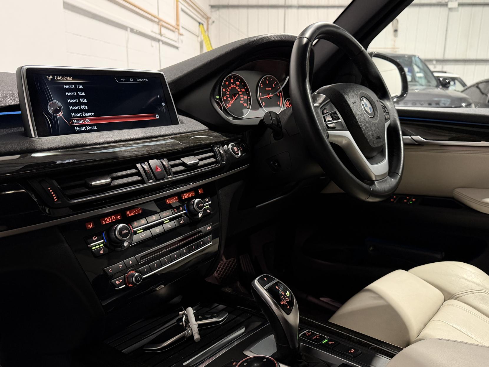 BMW X5 3.0 30d SE SUV 5dr Diesel Auto xDrive Euro 6 (s/s) (258 ps)