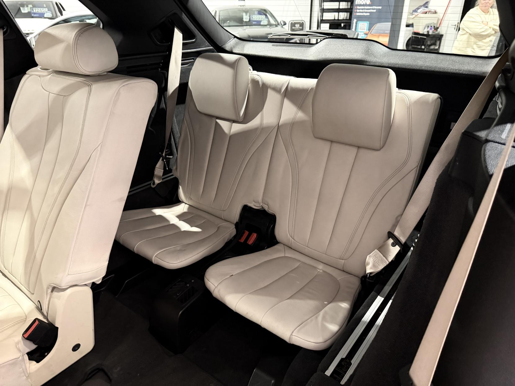 BMW X5 3.0 30d SE SUV 5dr Diesel Auto xDrive Euro 6 (s/s) (258 ps)