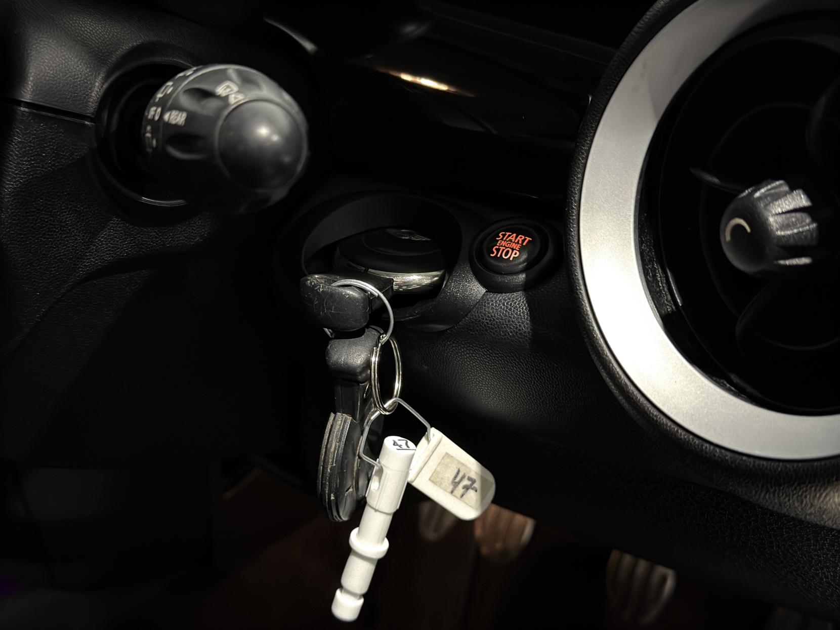 MINI Hatch 2.0 Cooper SD Hatchback 3dr Diesel Manual Euro 5 (s/s) (143 ps)