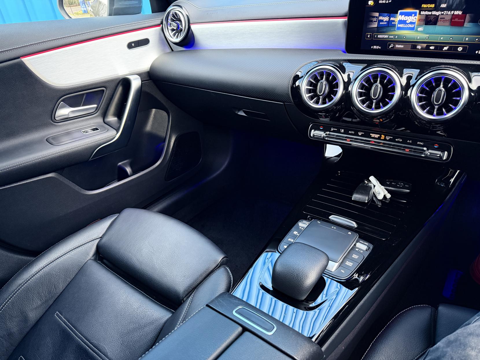 Mercedes-Benz CLA 2.0 CLA250 AMG Line (Premium 2) Coupe 4dr Petrol 7G-DCT Euro 6 (s/s) (224 ps)