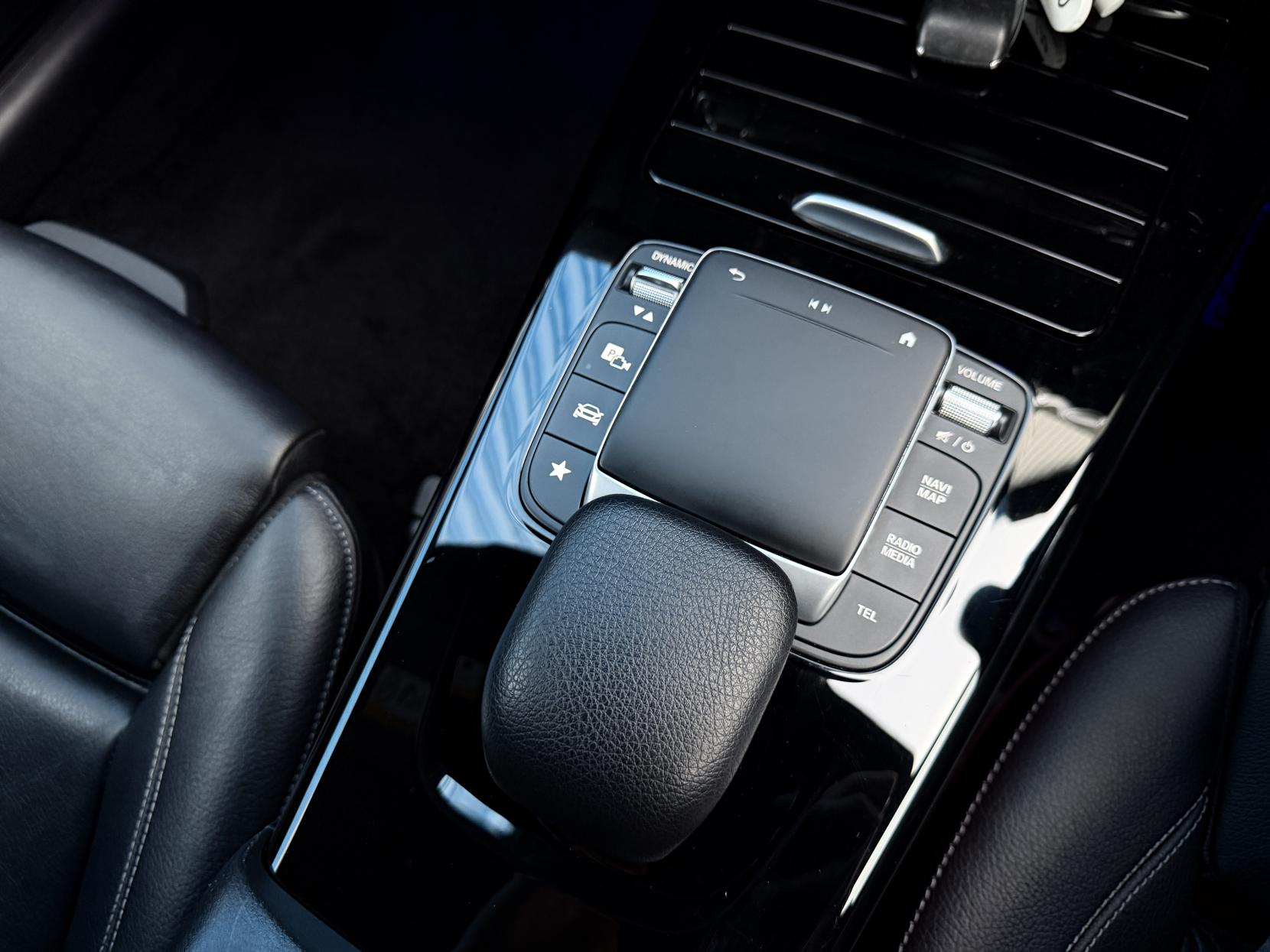 Mercedes-Benz CLA 2.0 CLA250 AMG Line (Premium 2) Coupe 4dr Petrol 7G-DCT Euro 6 (s/s) (224 ps)