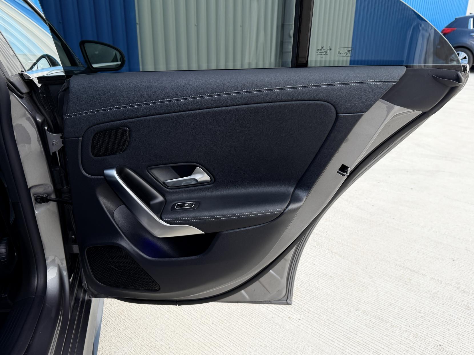 Mercedes-Benz CLA 2.0 CLA250 AMG Line (Premium 2) Coupe 4dr Petrol 7G-DCT Euro 6 (s/s) (224 ps)