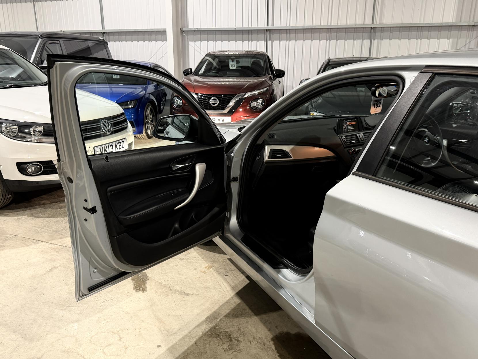 BMW 1 Series 2.0 120d BluePerformance SE Hatchback 5dr Diesel Auto Euro 6 (s/s) (184 ps)