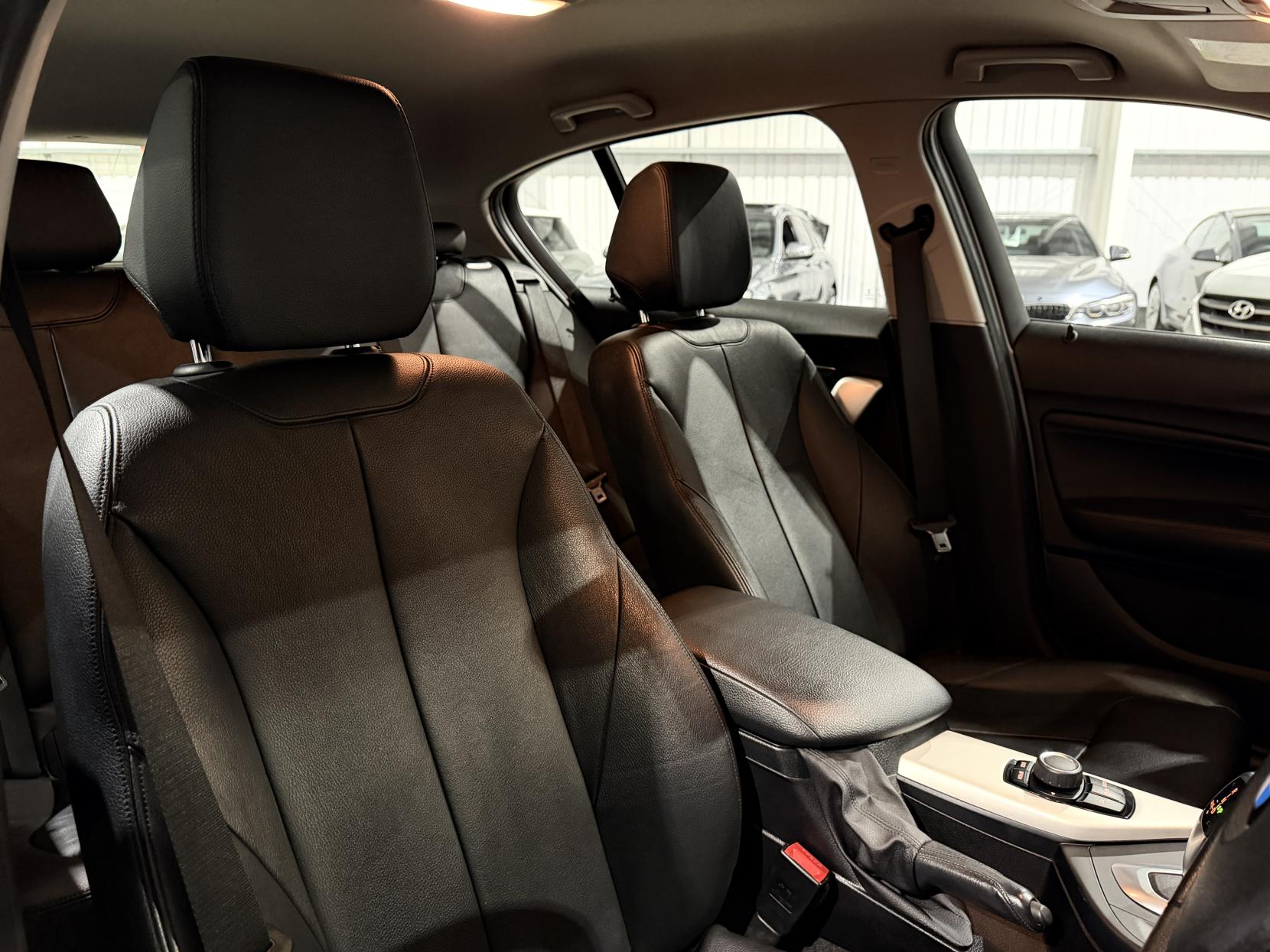 BMW 1 Series 2.0 120d BluePerformance SE Hatchback 5dr Diesel Auto Euro 6 (s/s) (184 ps)