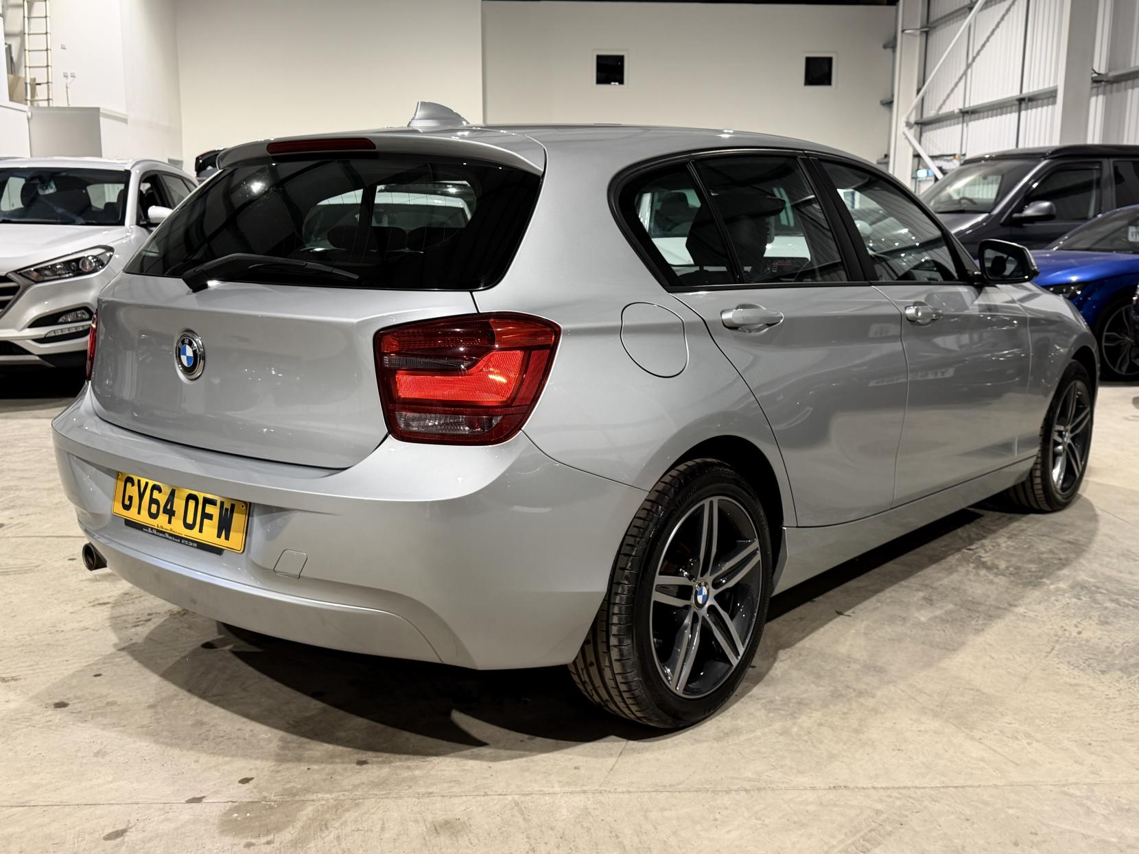 BMW 1 Series 2.0 120d BluePerformance SE Hatchback 5dr Diesel Auto Euro 6 (s/s) (184 ps)