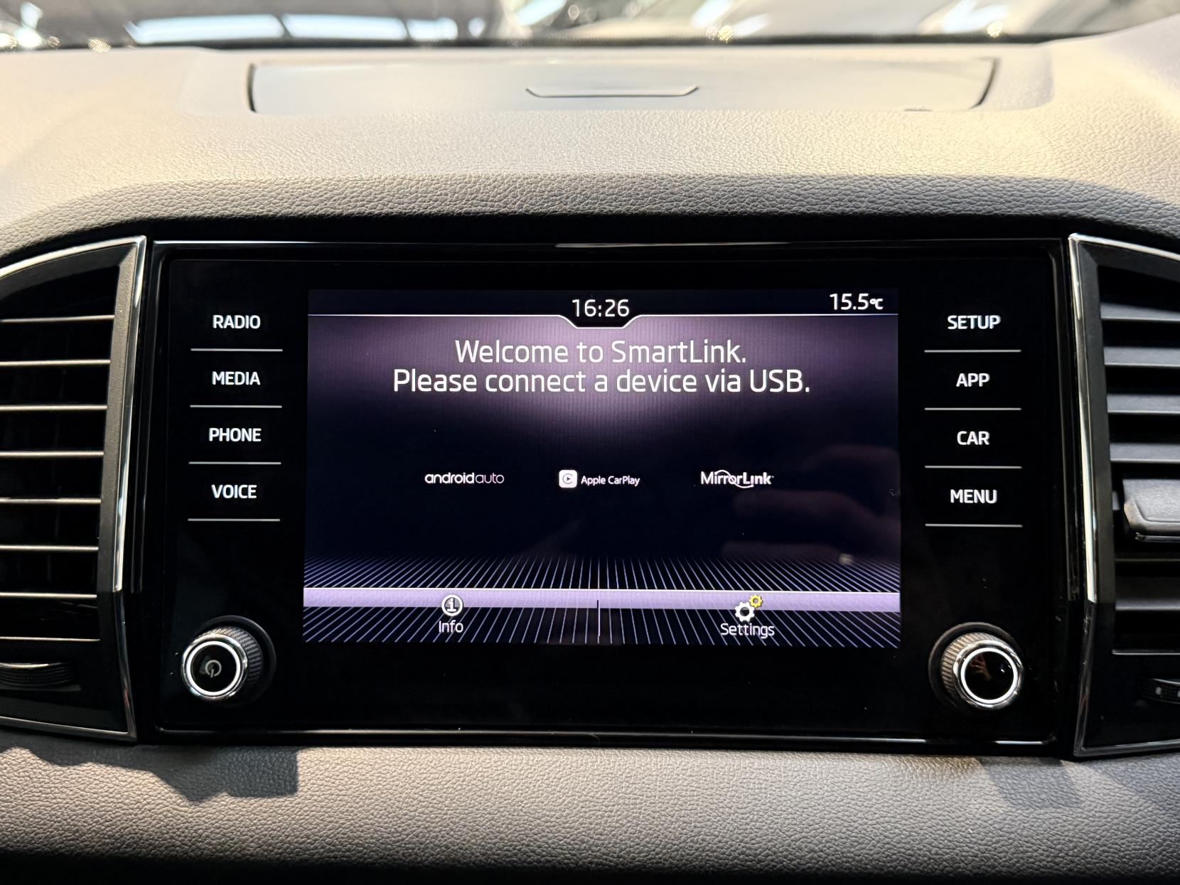 Skoda Karoq 1.0 TSI SE SUV 5dr Petrol DSG Euro 6 (s/s) (115 ps)