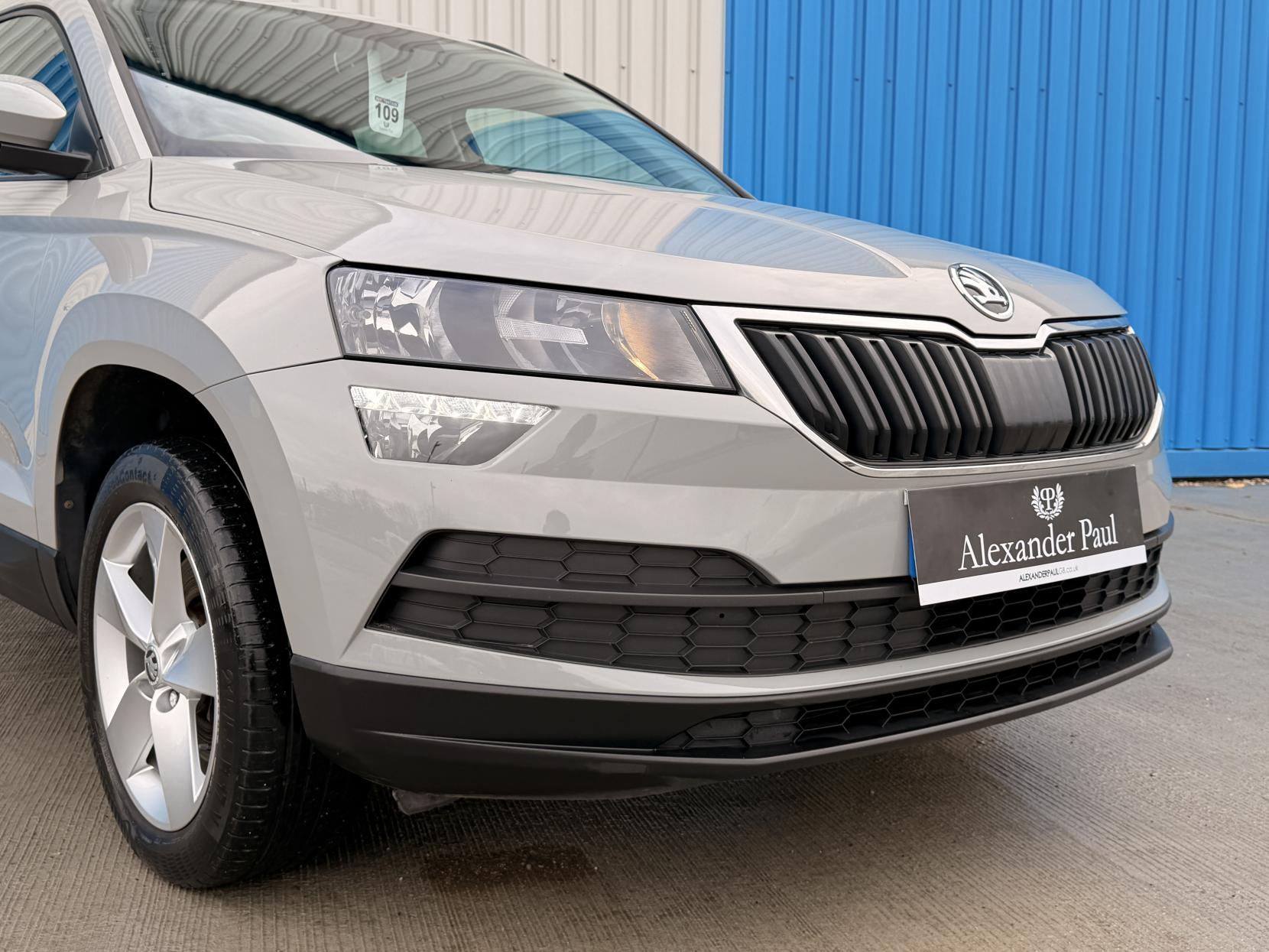 Skoda Karoq 1.0 TSI SE SUV 5dr Petrol DSG Euro 6 (s/s) (115 ps)