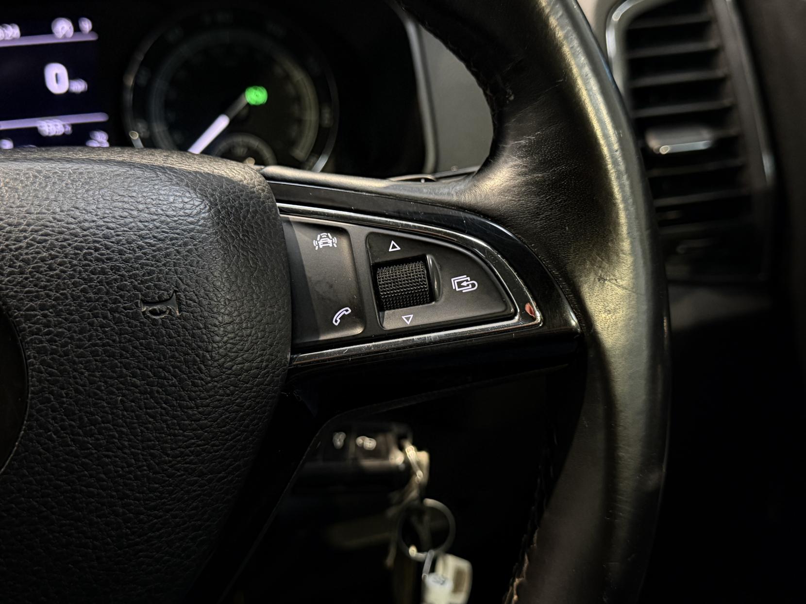 Skoda Karoq 1.0 TSI SE SUV 5dr Petrol DSG Euro 6 (s/s) (115 ps)