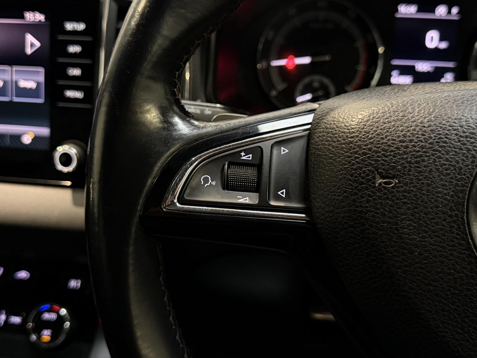 Skoda Karoq 1.0 TSI SE SUV 5dr Petrol DSG Euro 6 (s/s) (115 ps)