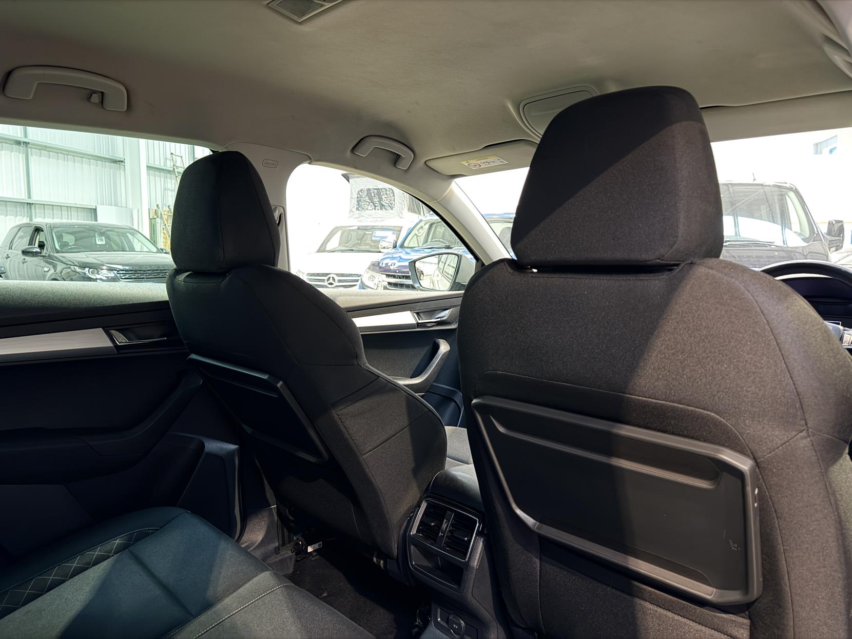 Skoda Karoq 1.0 TSI SE SUV 5dr Petrol DSG Euro 6 (s/s) (115 ps)