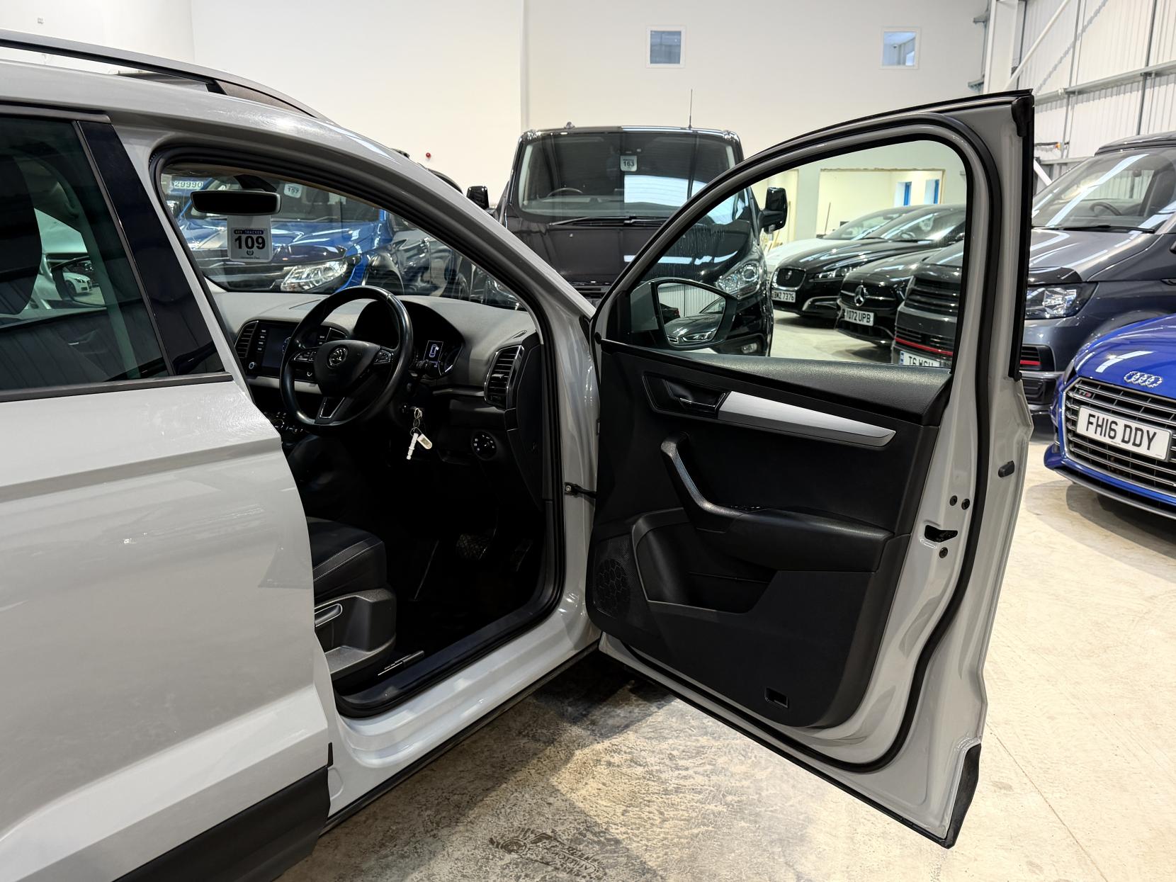 Skoda Karoq 1.0 TSI SE SUV 5dr Petrol DSG Euro 6 (s/s) (115 ps)