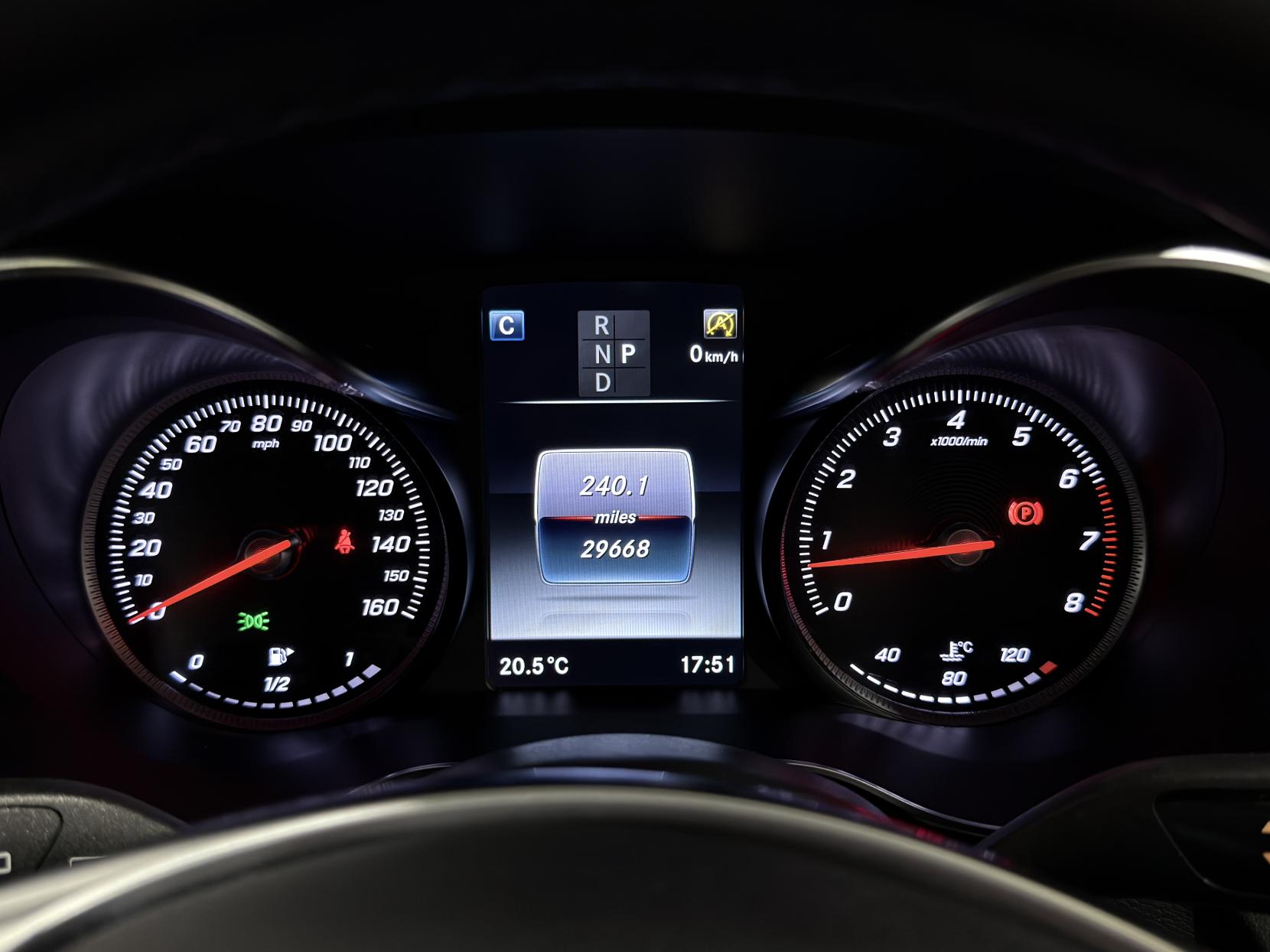 Mercedes-Benz C Class 2.0 C200 AMG Line (Premium) Estate 5dr Petrol G-Tronic+ Euro 6 (s/s) (184 ps)