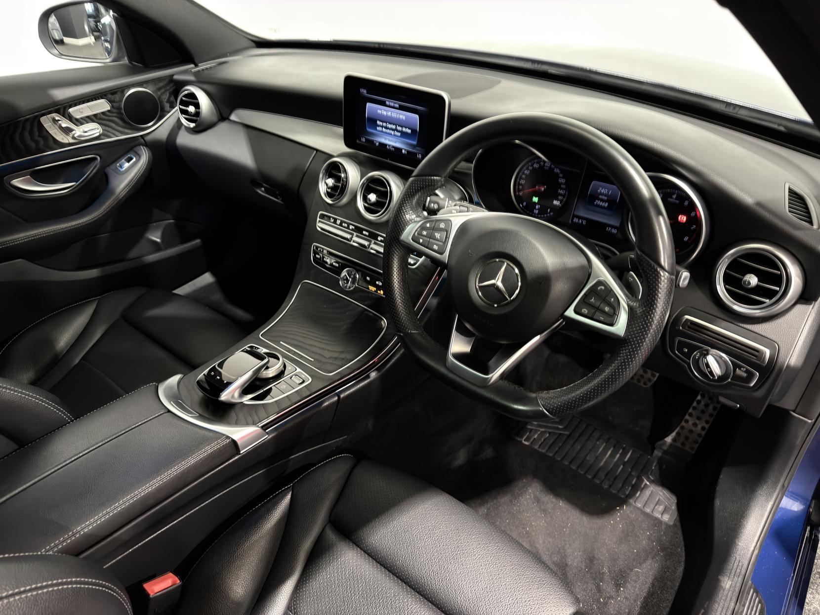 Mercedes-Benz C Class 2.0 C200 AMG Line (Premium) Estate 5dr Petrol G-Tronic+ Euro 6 (s/s) (184 ps)