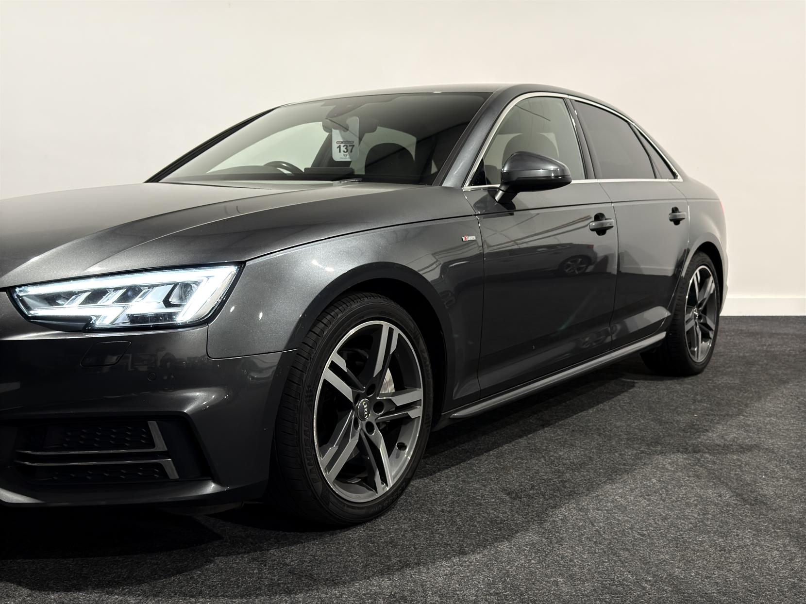 Audi A4 2.0 TDI ultra S line Saloon 4dr Diesel S Tronic Euro 6 (s/s) (190 ps)