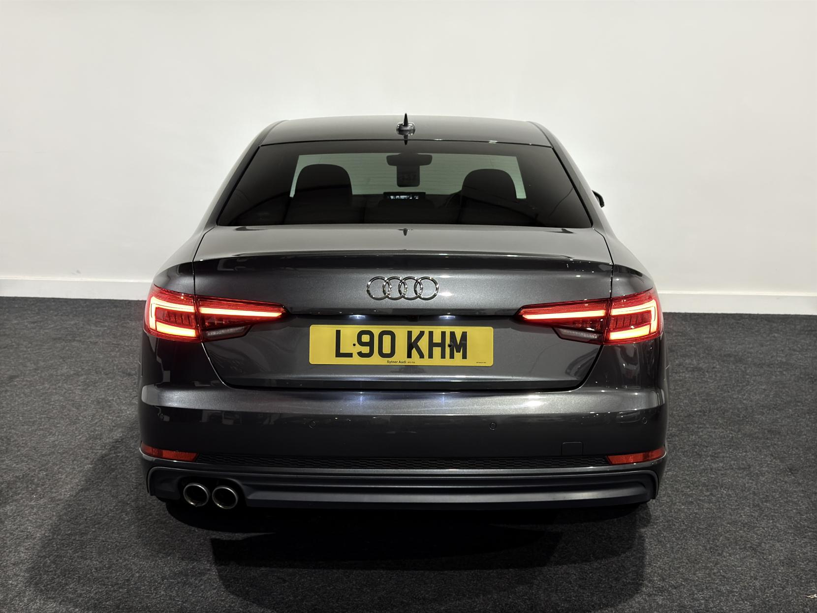 Audi A4 2.0 TDI ultra S line Saloon 4dr Diesel S Tronic Euro 6 (s/s) (190 ps)