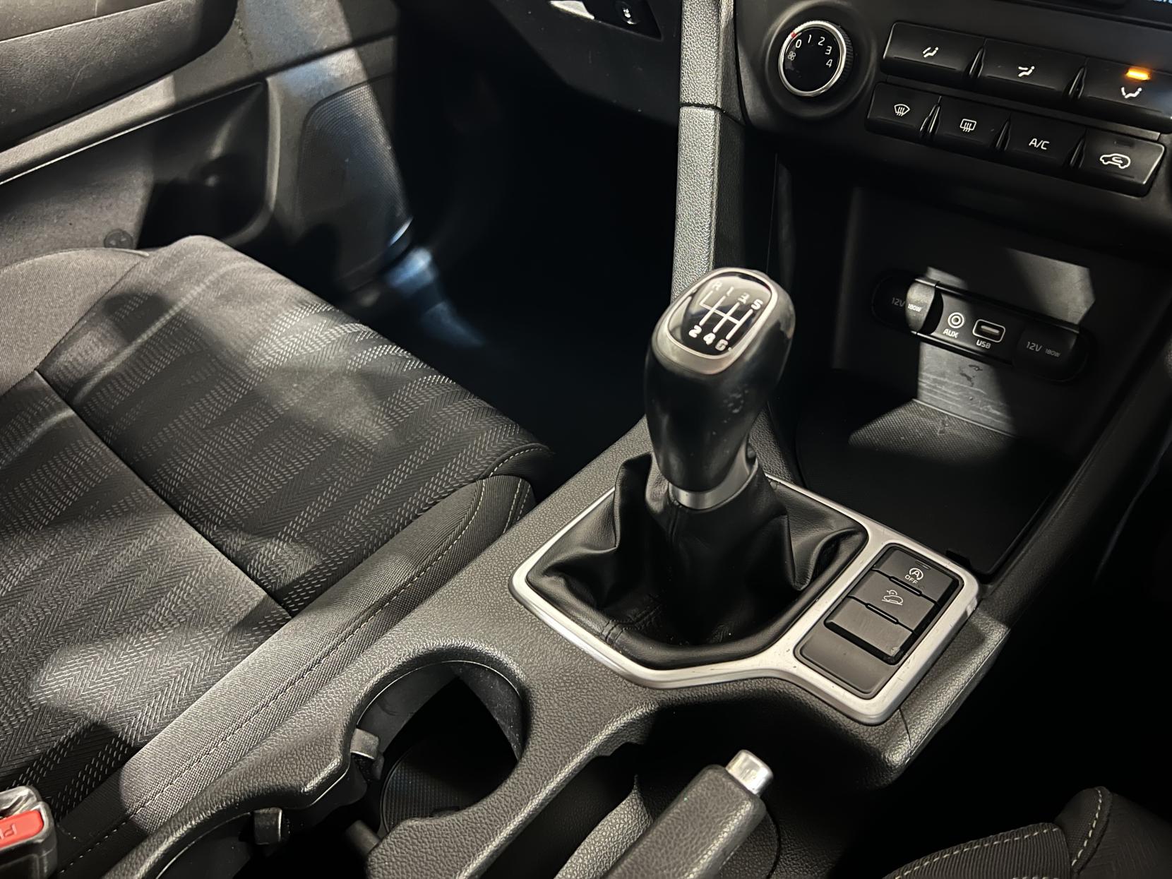 Kia Sportage 1.7 CRDi 1 SUV 5dr Diesel Manual Euro 6 (s/s) (114 bhp)