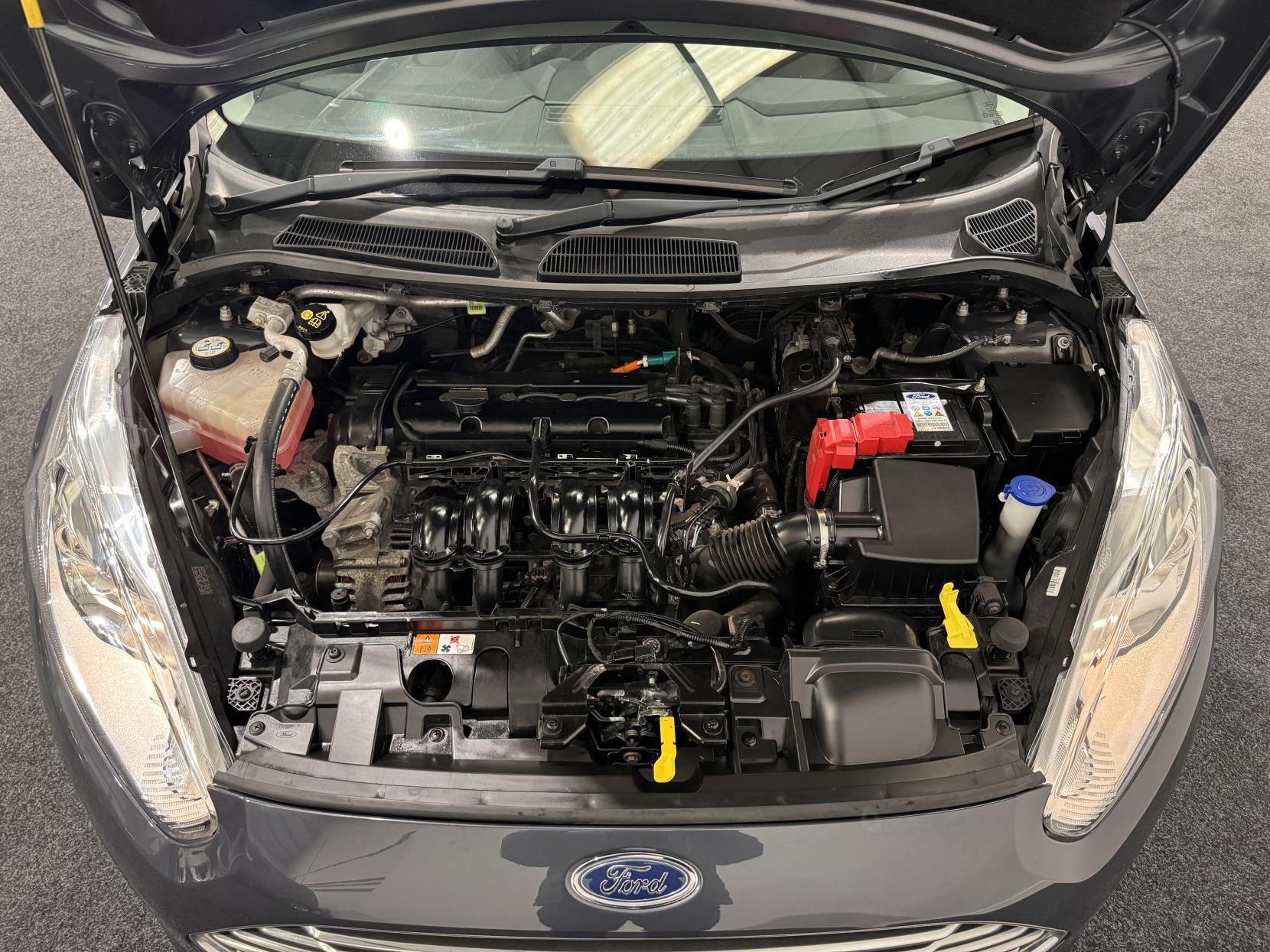 Ford Fiesta 1.25 Zetec Hatchback 5dr Petrol Manual Euro 5 (82 ps)