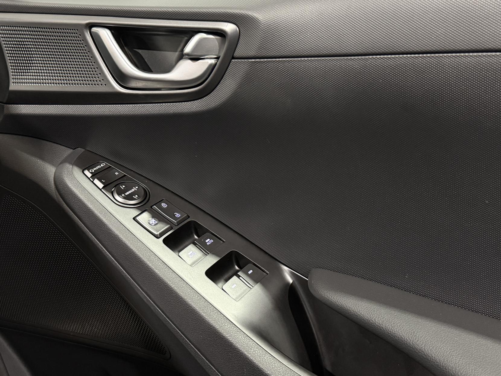 Hyundai IONIQ 38.3kWh Premium Hatchback 5dr Electric Auto (136 ps)