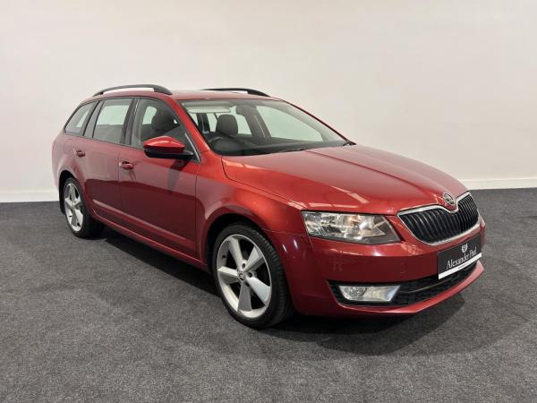 Skoda Octavia 2.0 TDI Elegance Estate 5dr Diesel Manual Euro 5 (s/s) (150 ps)