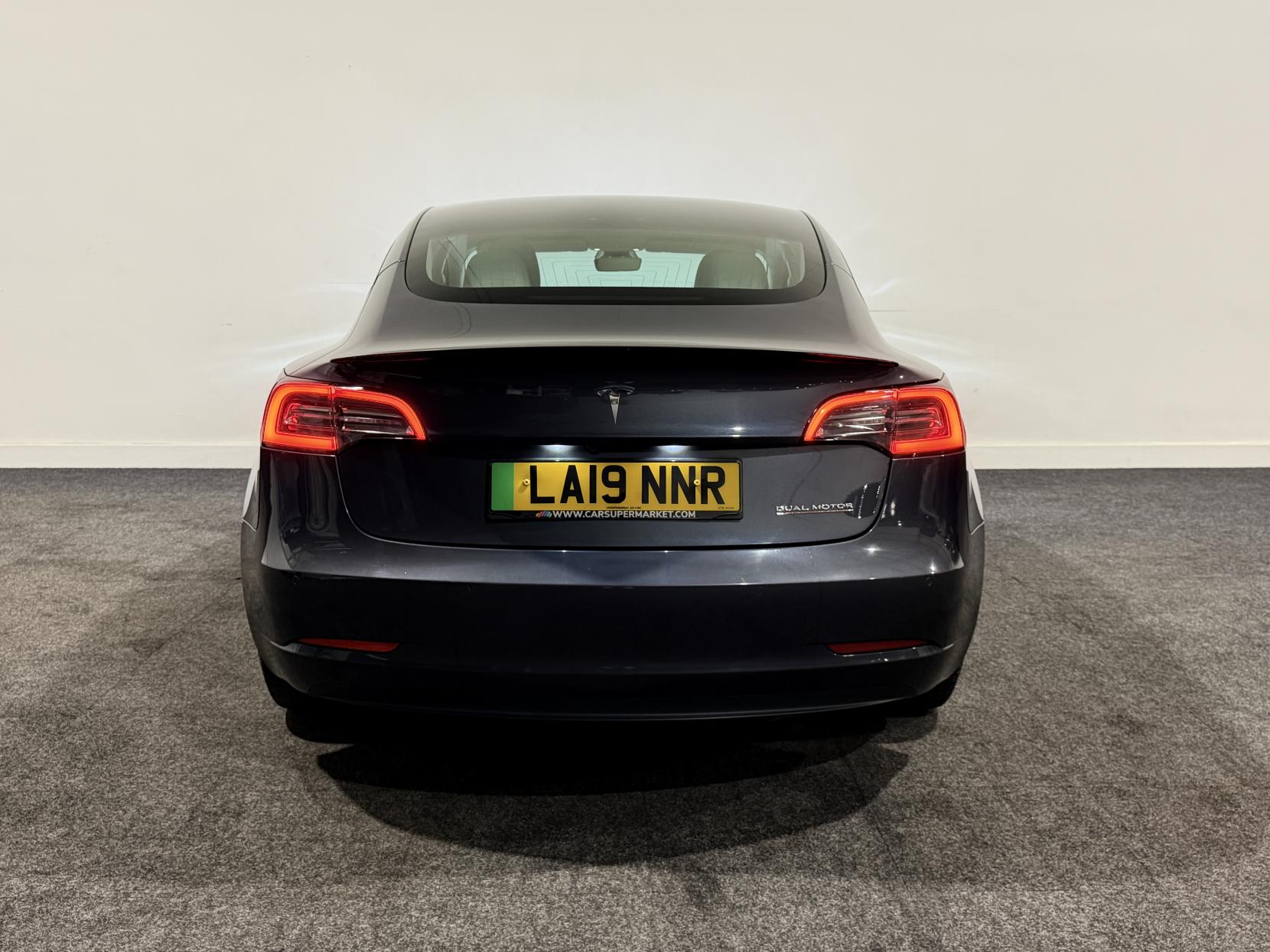 Tesla Model 3 (Dual Motor) Performance Saloon 4dr Electric Auto 4WDE (Performance Upgrade) (449 bhp)