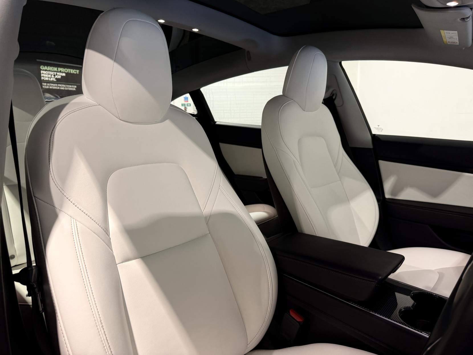 Tesla Model 3 (Dual Motor) Performance Saloon 4dr Electric Auto 4WDE (Performance Upgrade) (449 bhp)