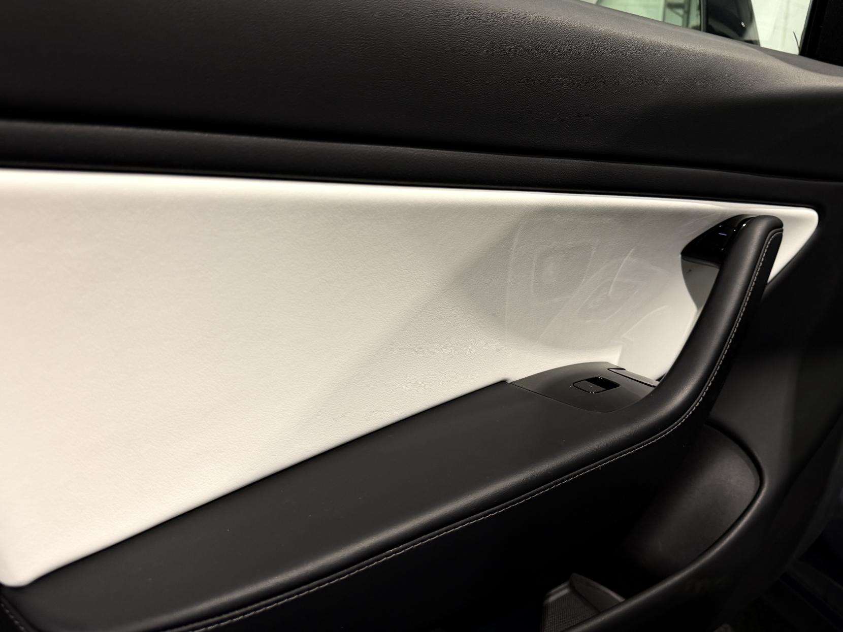 Tesla Model 3 (Dual Motor) Performance Saloon 4dr Electric Auto 4WDE (Performance Upgrade) (449 bhp)