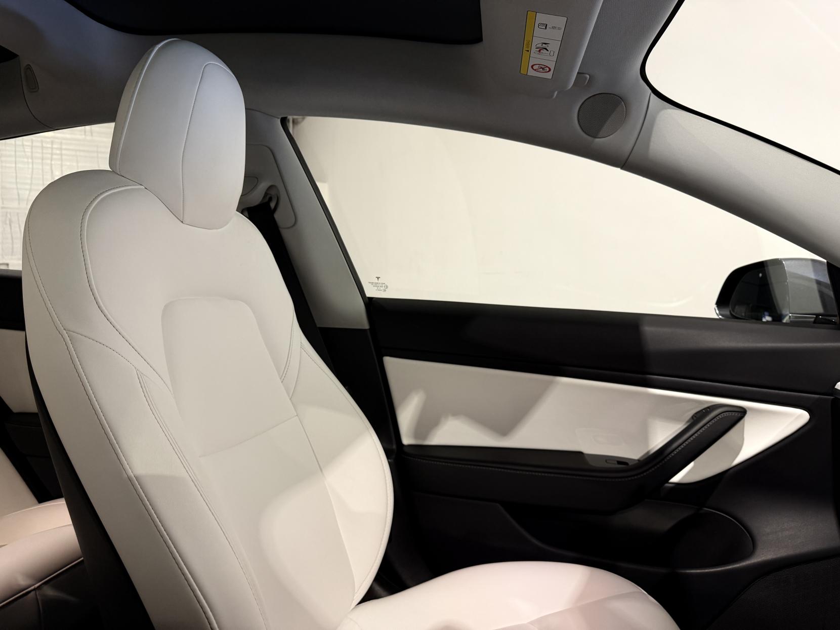 Tesla Model 3 (Dual Motor) Performance Saloon 4dr Electric Auto 4WDE (Performance Upgrade) (449 bhp)