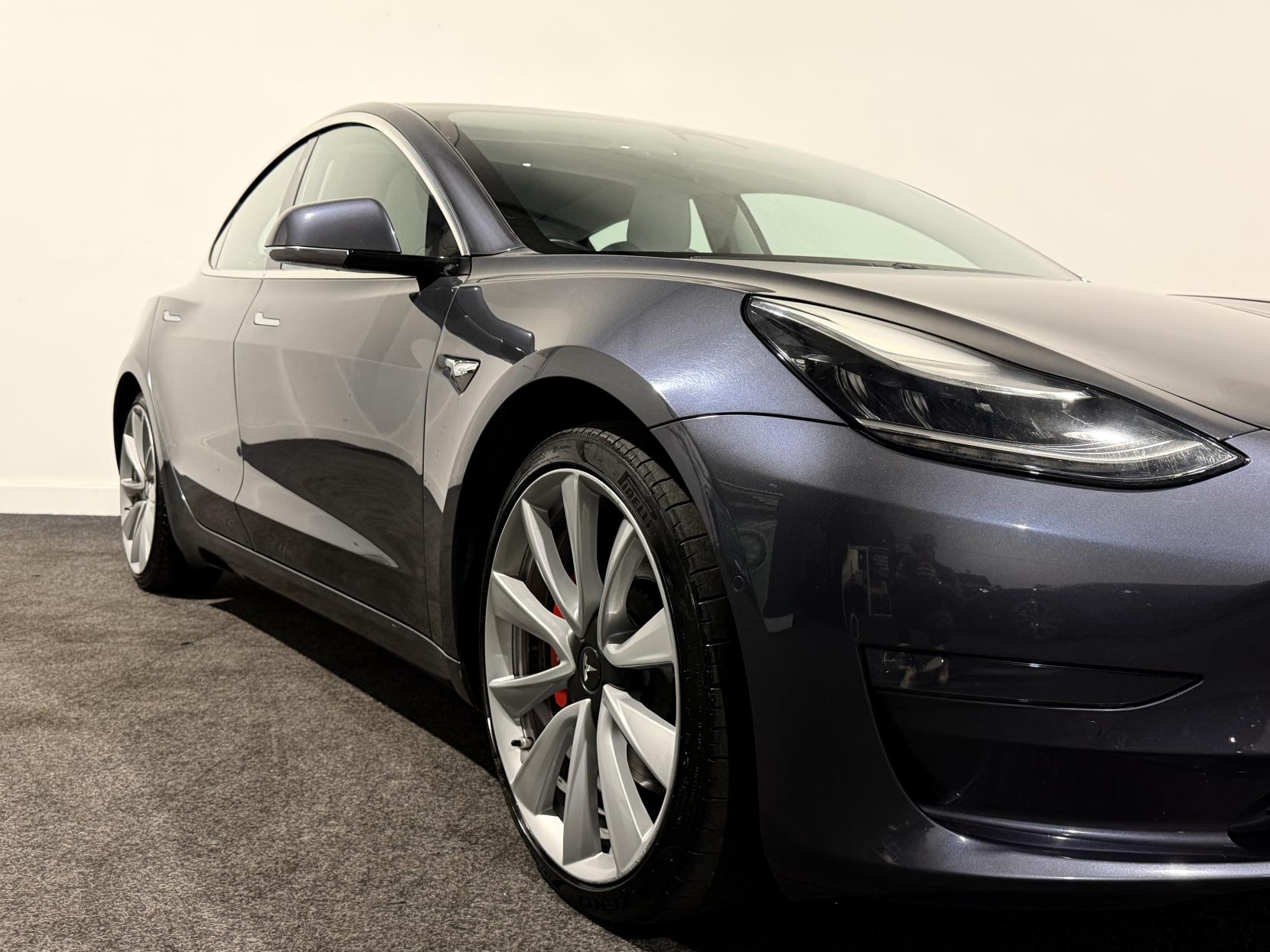 Tesla Model 3 (Dual Motor) Performance Saloon 4dr Electric Auto 4WDE (Performance Upgrade) (449 bhp)