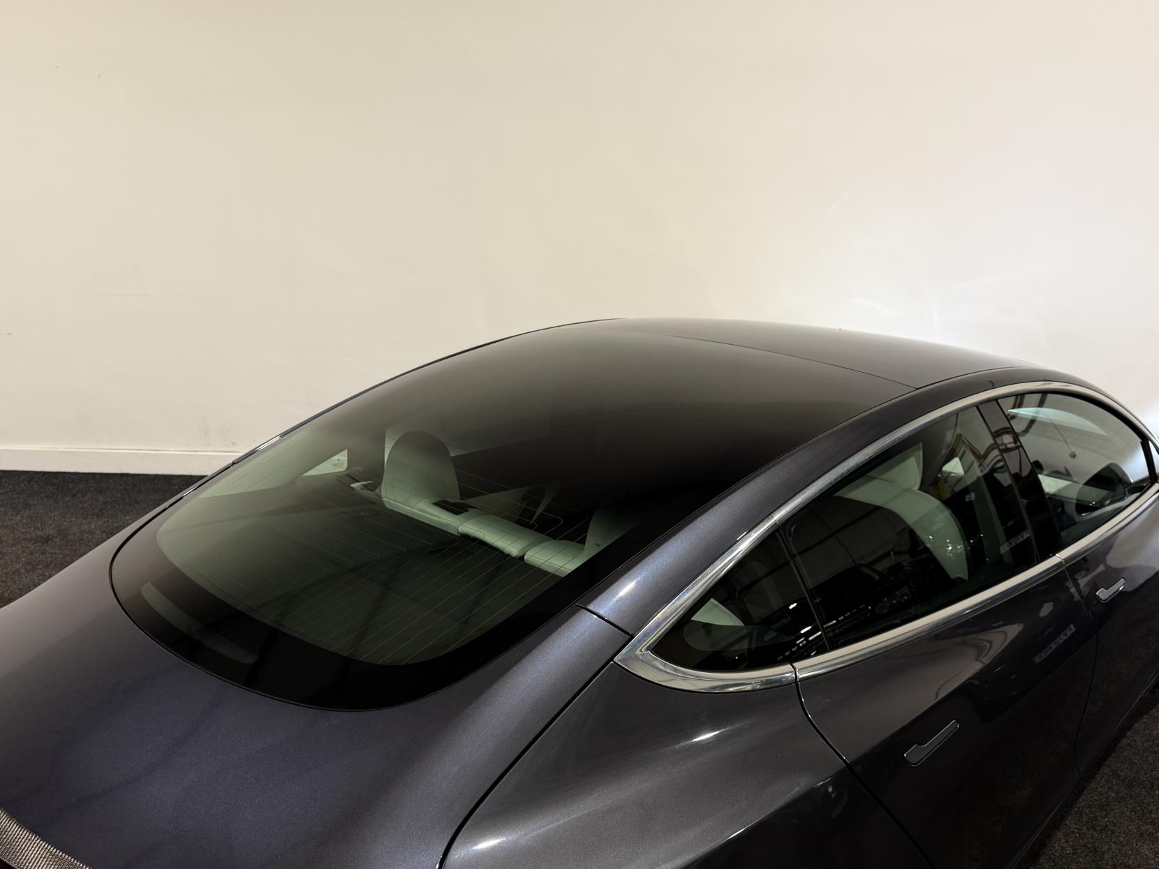 Tesla Model 3 (Dual Motor) Performance Saloon 4dr Electric Auto 4WDE (Performance Upgrade) (449 bhp)