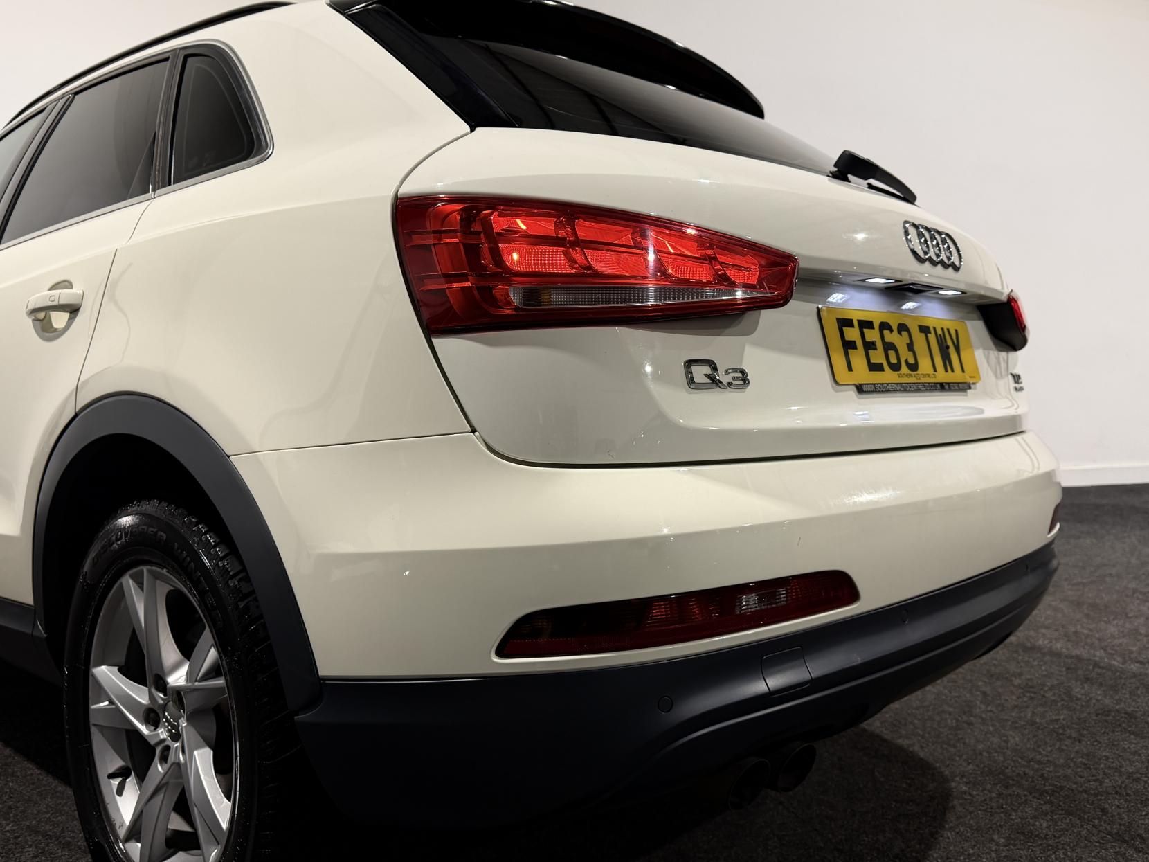 Audi Q3 2.0 TDI SE SUV 5dr Diesel S Tronic quattro Euro 5 (s/s) (177 ps)