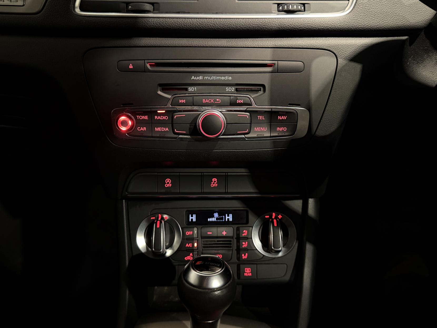 Audi Q3 2.0 TDI SE SUV 5dr Diesel S Tronic quattro Euro 5 (s/s) (177 ps)