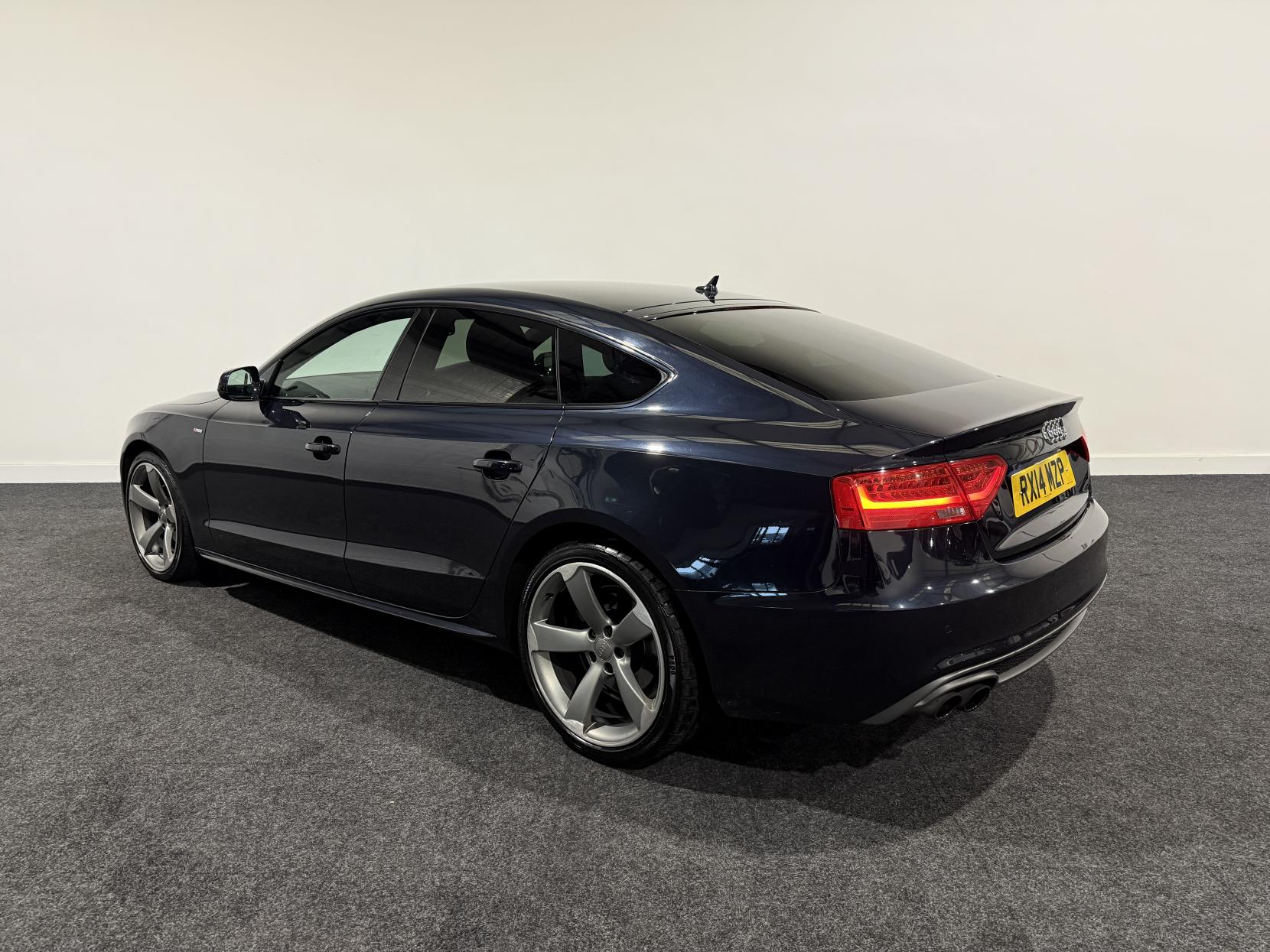 Audi A5 2.0 TDI Black Edition Sportback 5dr Diesel Manual quattro Euro 5 (s/s) (177 ps)