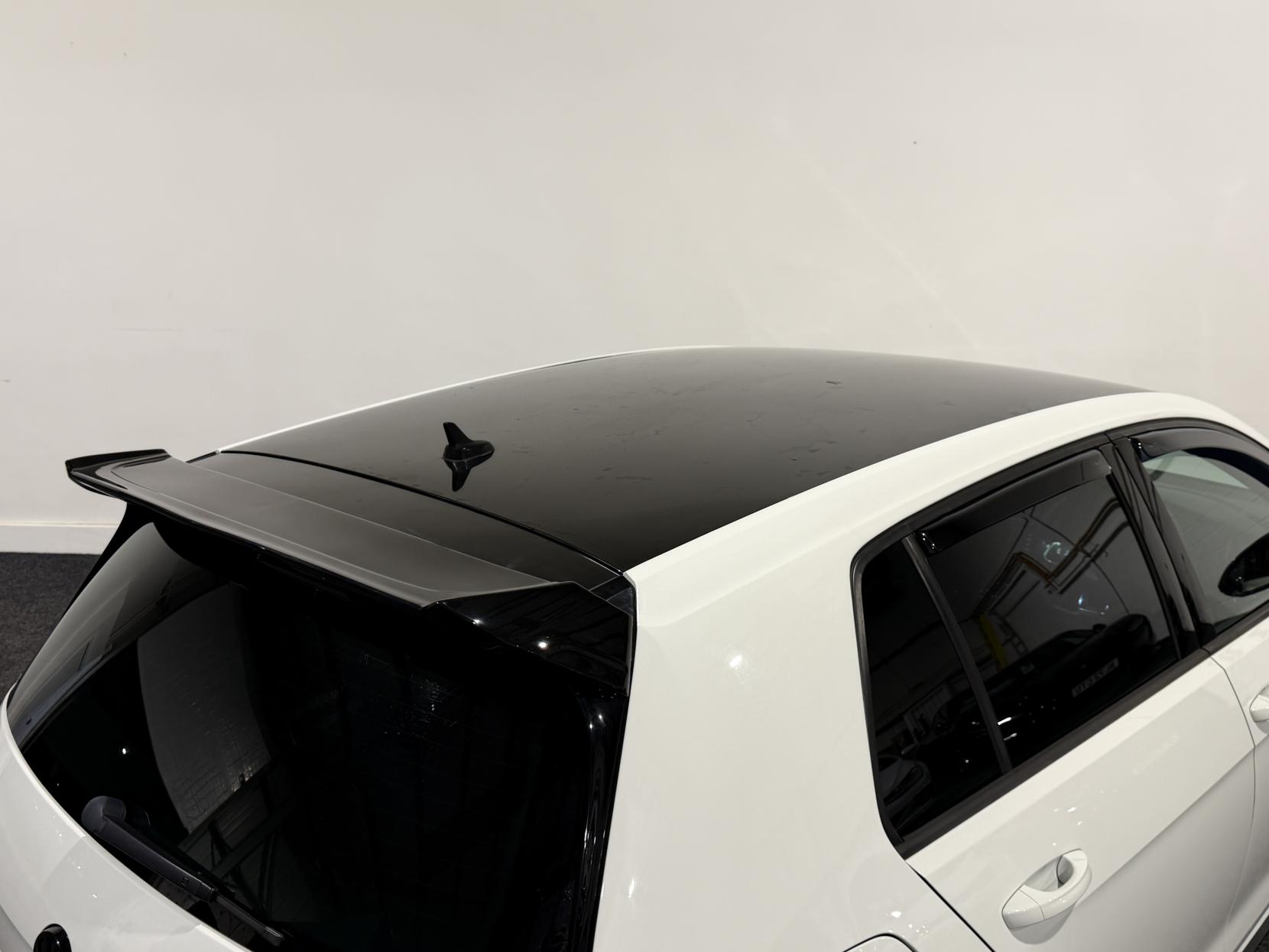 Volkswagen Golf 2.0 TSI BlueMotion Tech GTI Hatchback 5dr Petrol Manual Euro 6 (s/s) (220 ps)