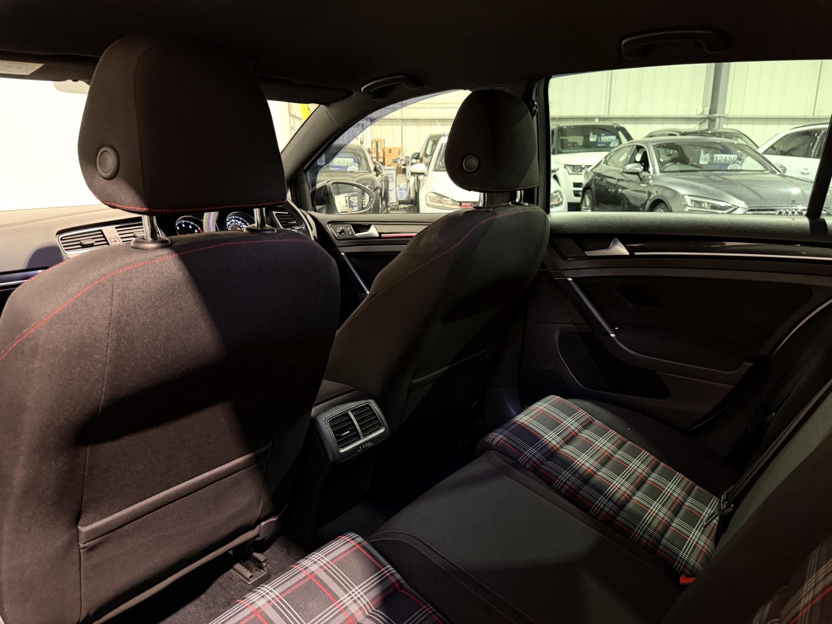 Volkswagen Golf 2.0 TSI BlueMotion Tech GTI Hatchback 5dr Petrol Manual Euro 6 (s/s) (220 ps)