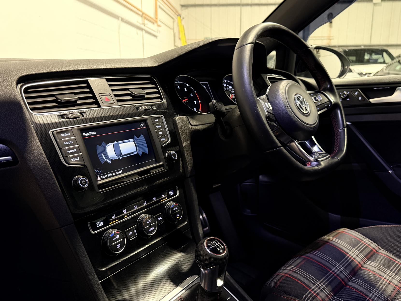 Volkswagen Golf 2.0 TSI BlueMotion Tech GTI Hatchback 5dr Petrol Manual Euro 6 (s/s) (220 ps)