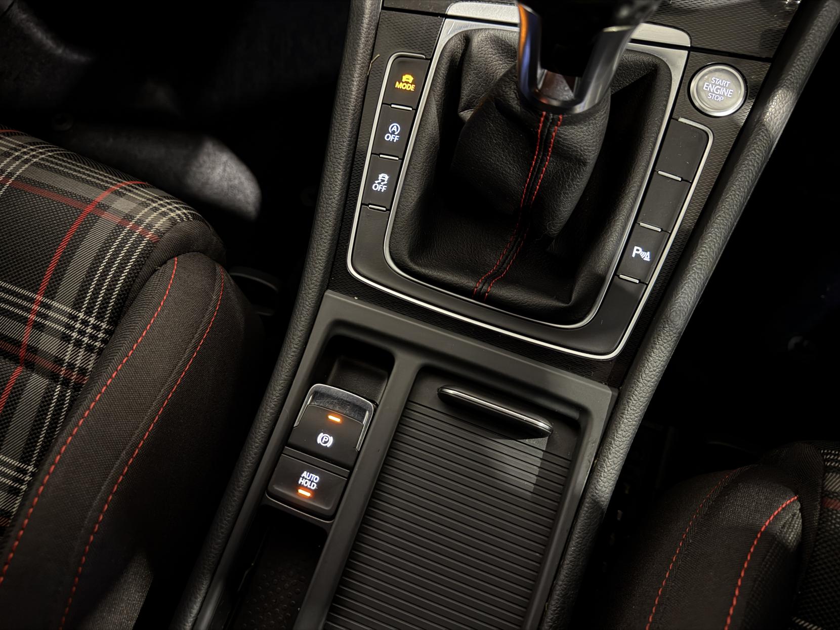 Volkswagen Golf 2.0 TSI BlueMotion Tech GTI Hatchback 5dr Petrol Manual Euro 6 (s/s) (220 ps)