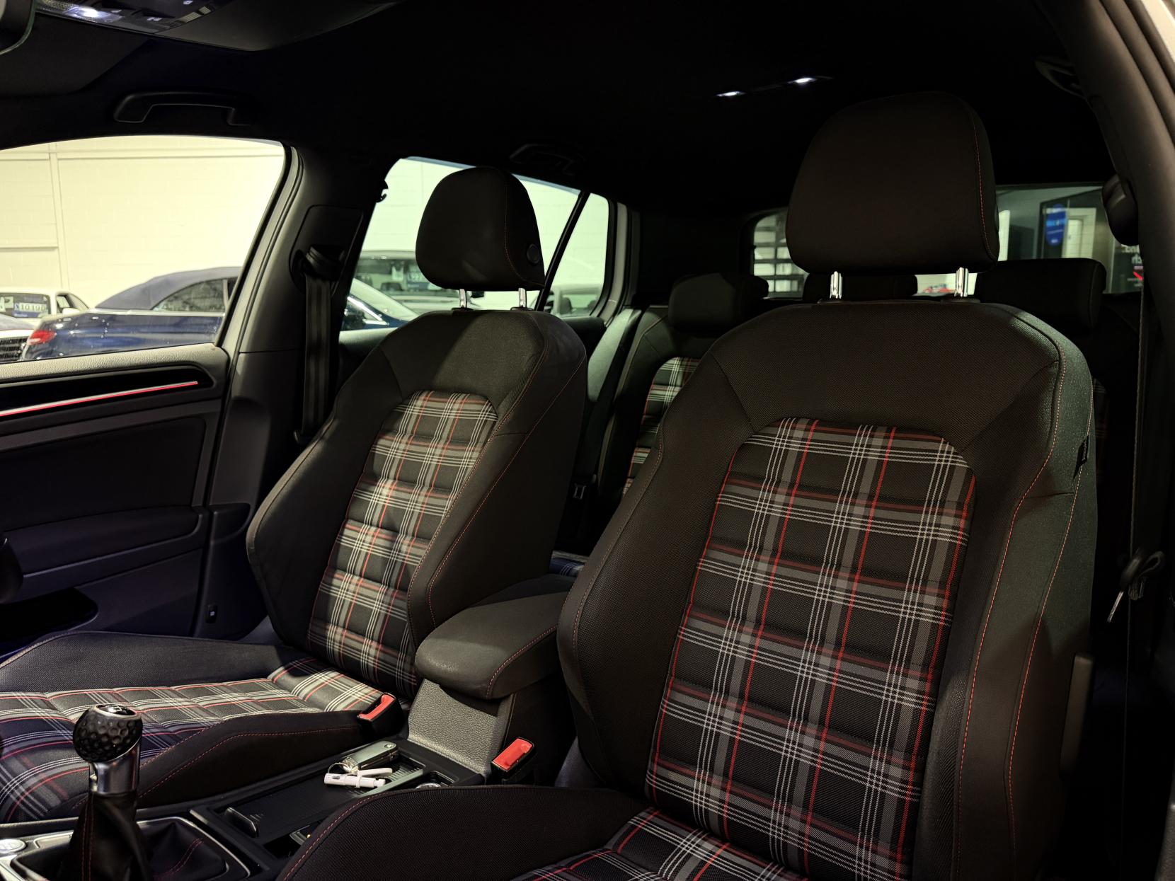 Volkswagen Golf 2.0 TSI BlueMotion Tech GTI Hatchback 5dr Petrol Manual Euro 6 (s/s) (220 ps)