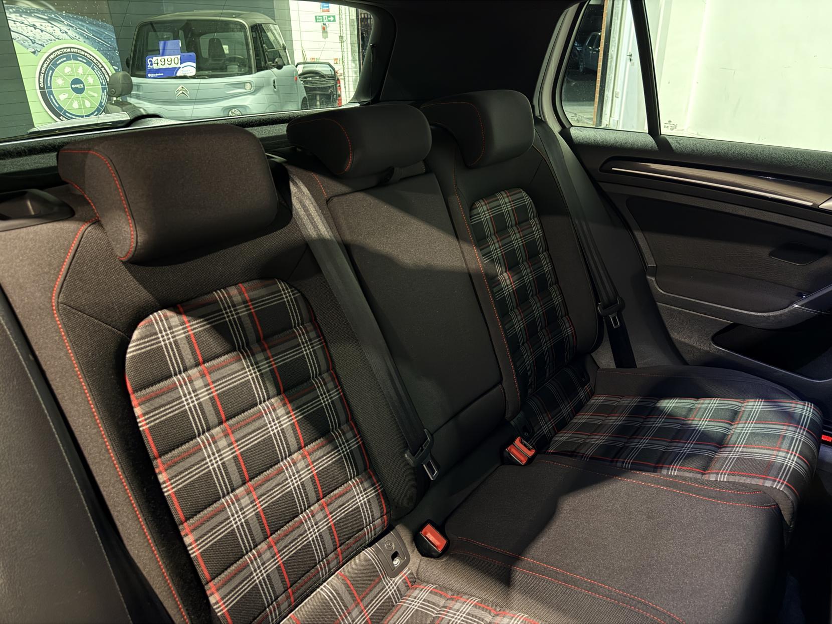 Volkswagen Golf 2.0 TSI BlueMotion Tech GTI Hatchback 5dr Petrol Manual Euro 6 (s/s) (220 ps)