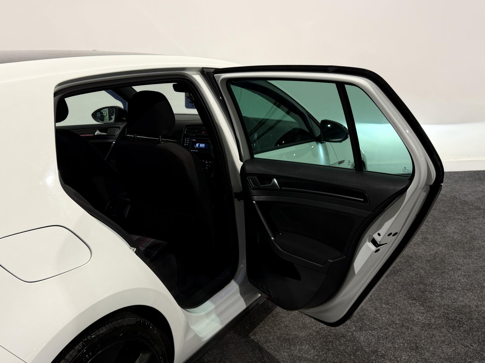 Volkswagen Golf 2.0 TSI BlueMotion Tech GTI Hatchback 5dr Petrol Manual Euro 6 (s/s) (220 ps)