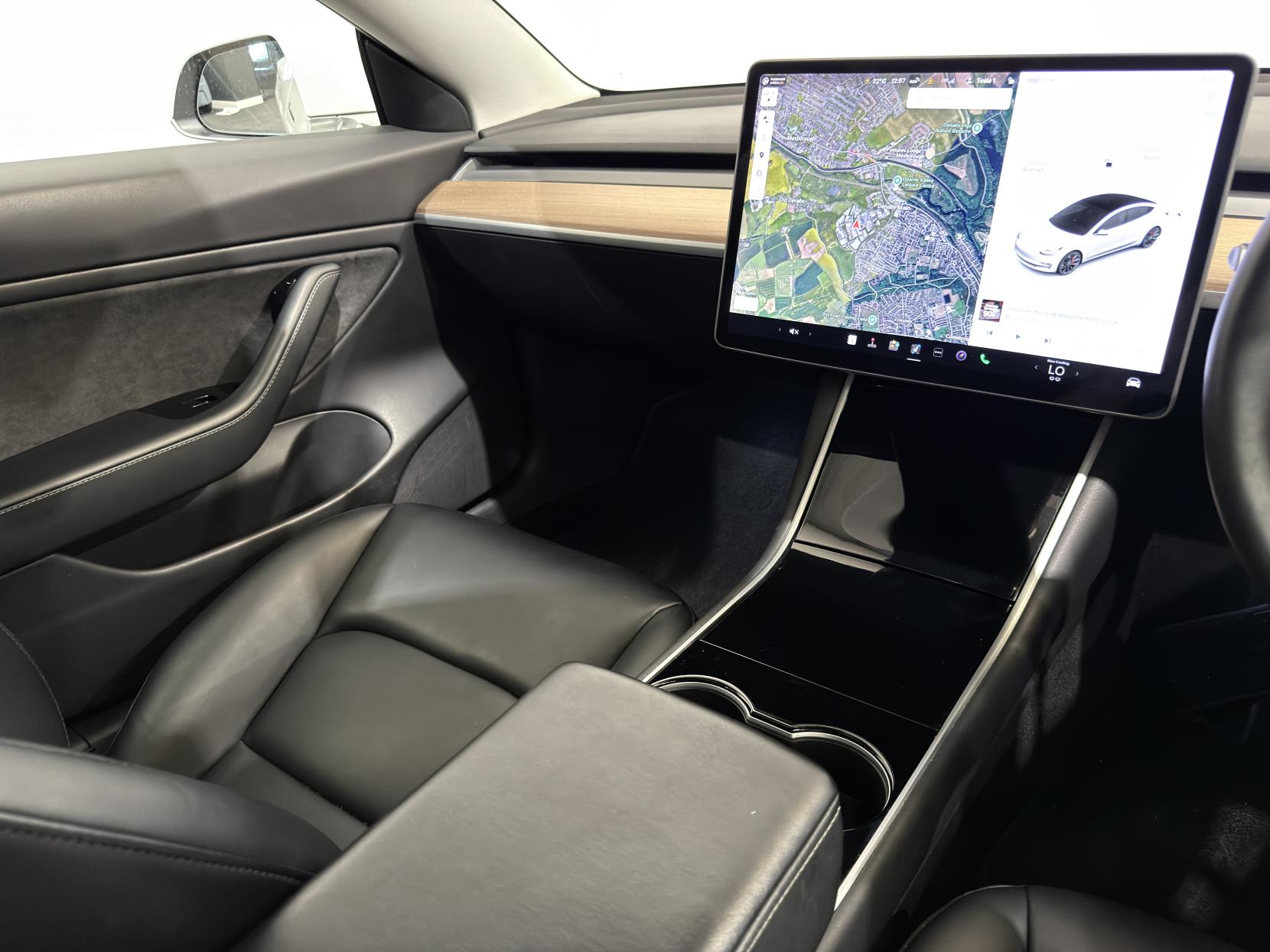 Tesla Model 3 (Dual Motor) Performance Saloon 4dr Electric Auto 4WDE (Performance Upgrade) (449 bhp)