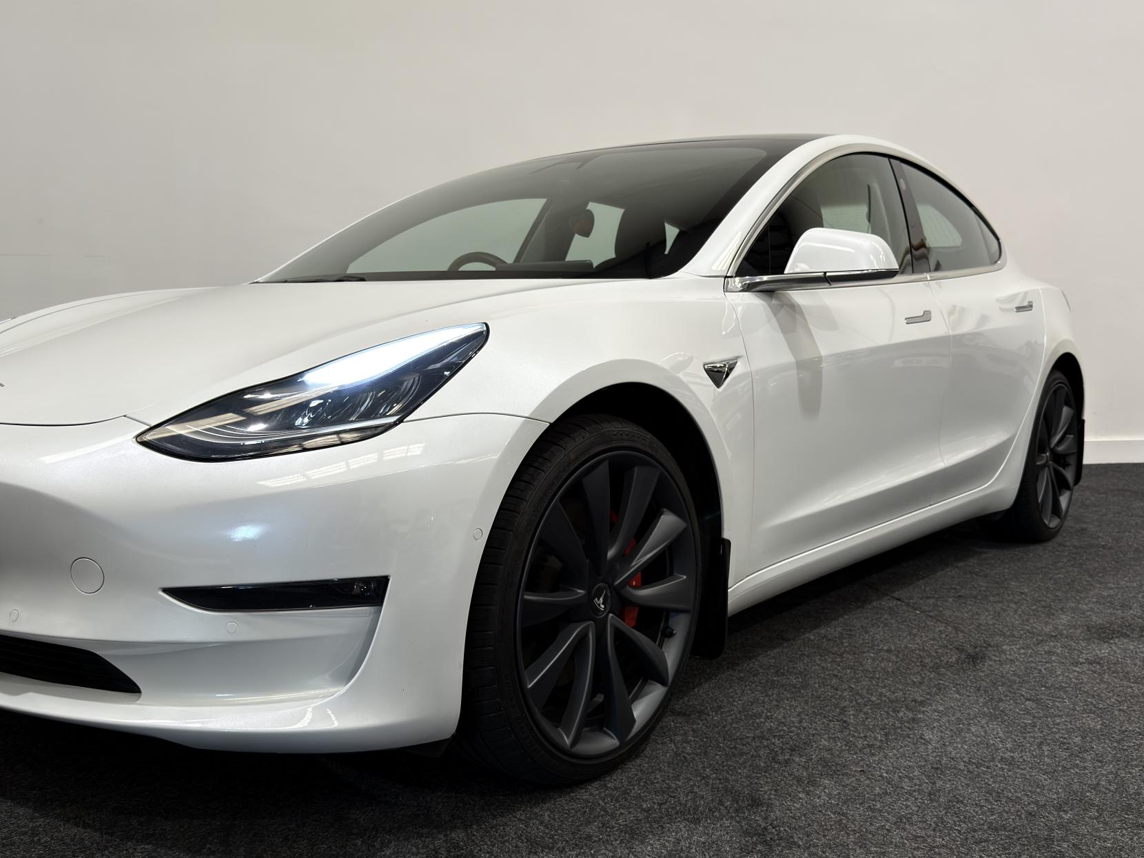 Tesla Model 3 (Dual Motor) Performance Saloon 4dr Electric Auto 4WDE (Performance Upgrade) (449 bhp)
