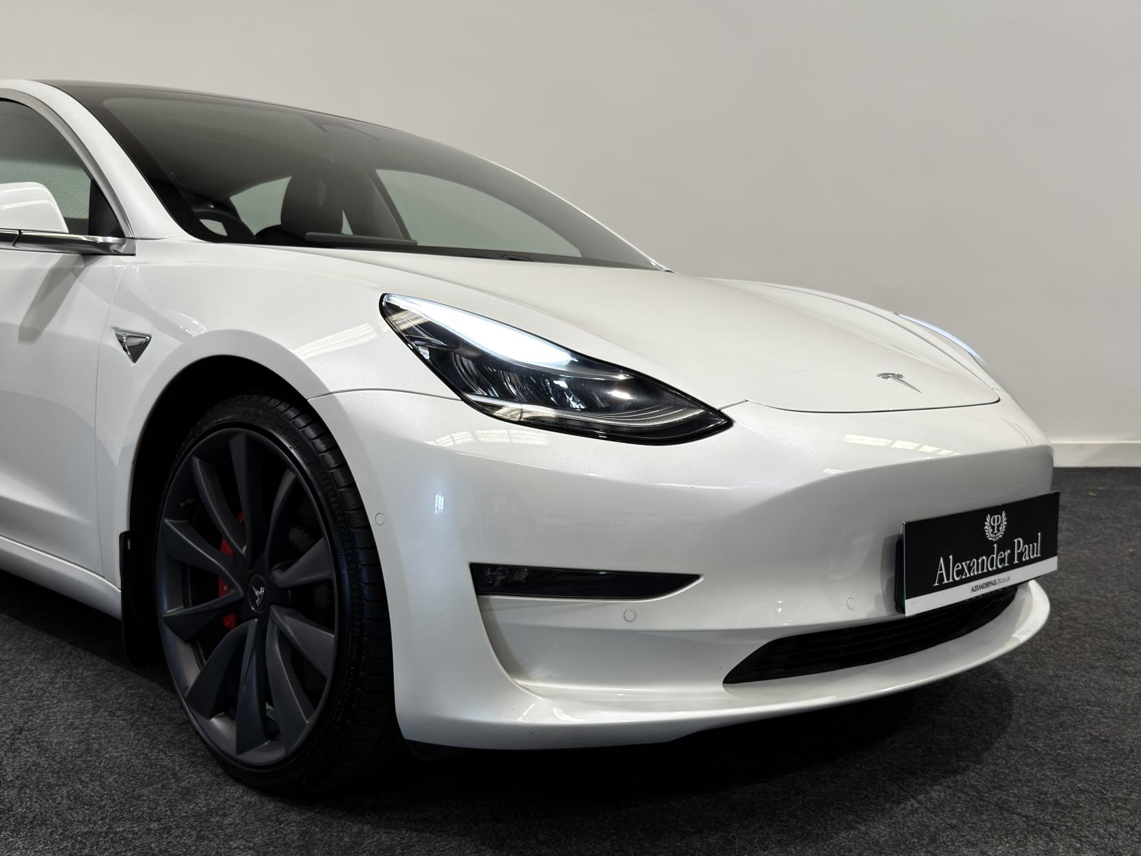 Tesla Model 3 (Dual Motor) Performance Saloon 4dr Electric Auto 4WDE (Performance Upgrade) (449 bhp)